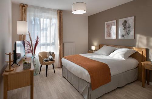 Mulhouse Apartment | Relax at Le Jardin d'Edo: 4-Star Poolside Retreat