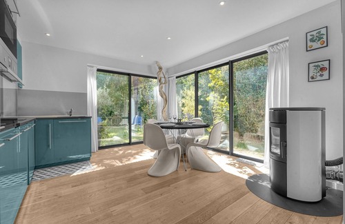 Saint Michel House | Discover Le Jardin de Lucette: Garden Oasis in Toulouse