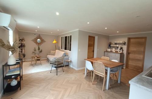 Mallemoisson Apartment | New Villa in Provence with Pool and Ocean View - 9.6/10