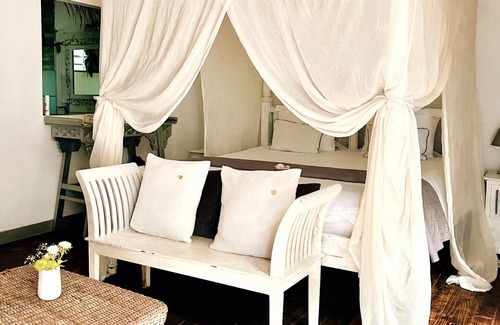Concession Conde House | Experience Tranquility at Le Jardin De Ravintsara Retreat