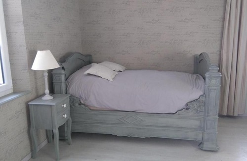 Demuin House | Discover Le jardin des Écureuils: Pet-Friendly Retreat