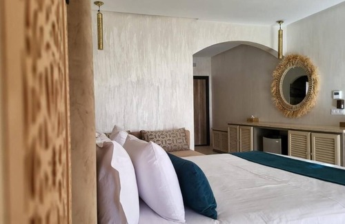 Marrakech Bed & Breakfast | Le Jardin des 2 Sœurs Sleeps 60