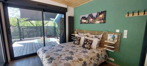 Dijon Apartment | Experience Le Jardin des Ecureuils: Guest Rated 9.5/10