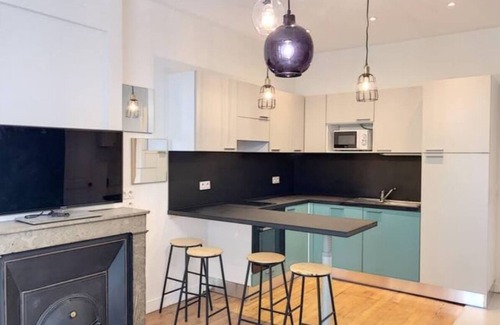 Lyon City Centre Apartment | Discover Le Jean Macé: Family-Friendly Stay Near Universities