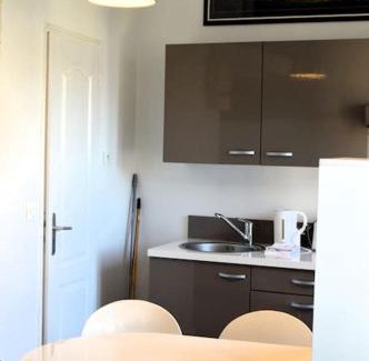 Arromanches-les-Bains Apartment | Pet-Friendly Le Joffre Studio in Prime City Center Location