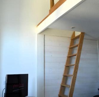 Arromanches-les-Bains Apartment | Pet-Friendly Le Joffre Studio in Prime City Center Location
