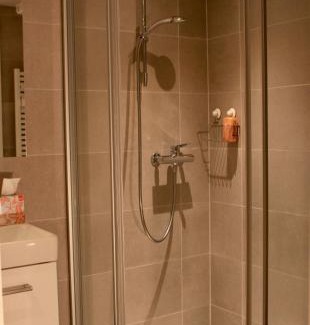 Petit-Saconnex / Servette Bed & Breakfast | Experience Comfort at Le Jour et la Nuit: 4-Star Retreat