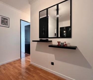 Arnouville Apartment | Discover Le Joyau Caché: Family-Friendly in Paris 2024