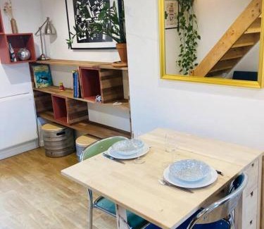 Saint-Jacques-de-la-Lande Apartment | Family-Friendly Escape at Le KÊREL - Super Duplex in Rennes