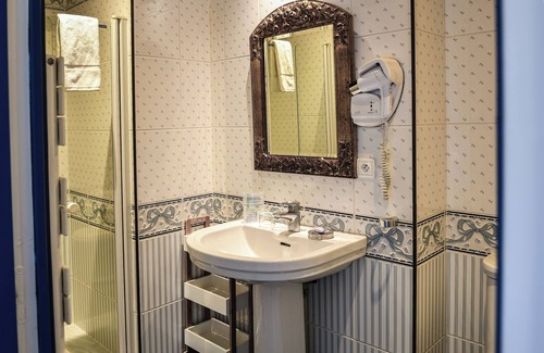 Paimpol Hotel | Discover Eco-Friendly Comfort at Le K'Loys - 8.8/10 Rated