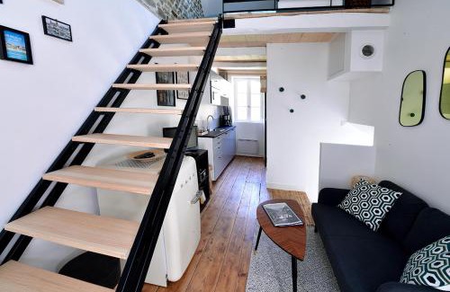 Saint-Pair-sur-Mer Apartment | Relaxing Le Kocon: Oceanfront Retreat for Family Enjoyment