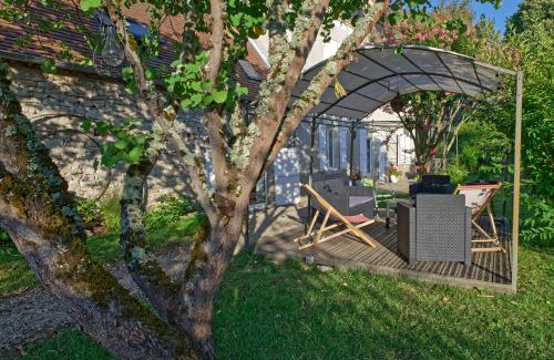 Meyronne House | Pet-Friendly Getaway at Le Kouloury - Rated 9.3/10