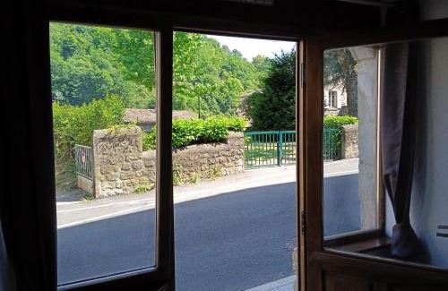 Largentiere Apartment | Discover Le Léna: Pet & Child Friendly Retreat, Rated 8.5/10