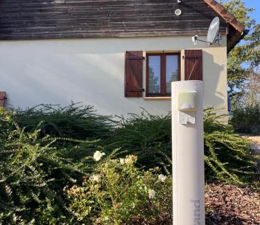 Lacapelle-Marival House | Oceanfront Retreat at Le Lac Bleu huis 17, Rated 9.7/10
