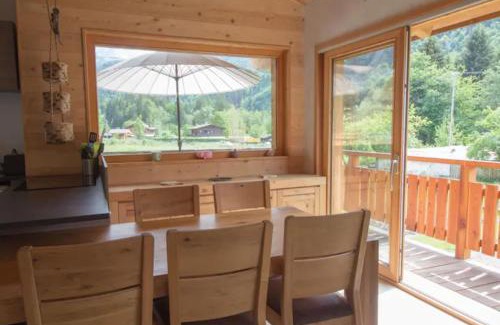 Les Houches Apartment | Peaceful Le Lac Apartment in Servoz with Family Amenities