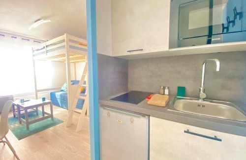 Jaunay-Clan Apartment | Convenient Stay at Le Lagon, Just Minutes from Futuroscope