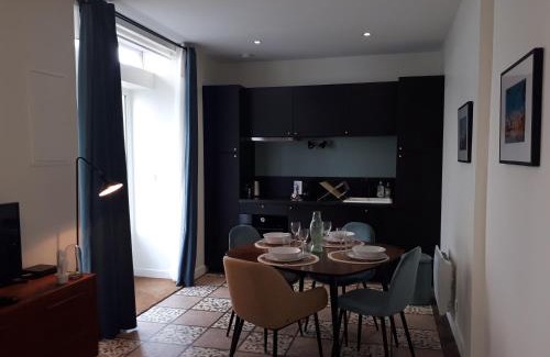 Sud-Gare Apartment | Cozy Le Lagon Studio Near Train Station, Pet Friendly Stay