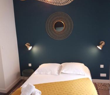 Sud-Gare Apartment | Cozy Le Lagon Studio Near Train Station, Pet Friendly Stay