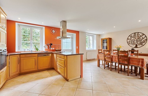 Le Vretot House | Guest Rated 9.8: Le Lanchon with Oceanfront Views