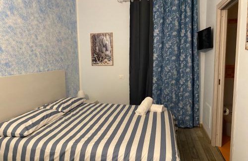 Aspra Bed & Breakfast | Oceanfront Getaway at Le Lancitedde with Breakfast Included
