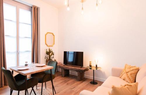 Sens Apartment | Discover Le Laurencin Sens: Family-Friendly in City Center