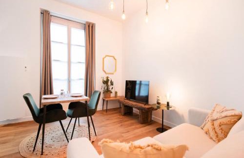 Sens Apartment | Discover Le Laurencin Sens: Family-Friendly in City Center