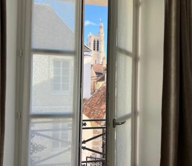 Sens Apartment | Discover Le Laurencin Sens Duplex in Heart of the City