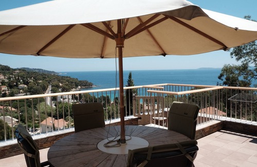 Le Lavandou Villa | Ocean View Retreat with Heated Pool Near Le Lavandou