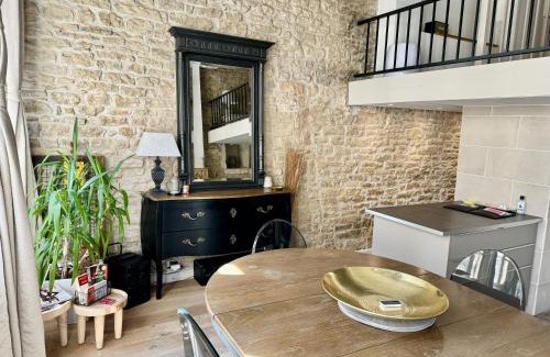 Old Town Apartment | Experience Historic Elegance at Le Lion des Ducs, Dijon