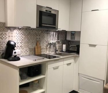 Laveissiere Apartment | Cozy Studio with Balcony at Le Lioran, Ideal for Families