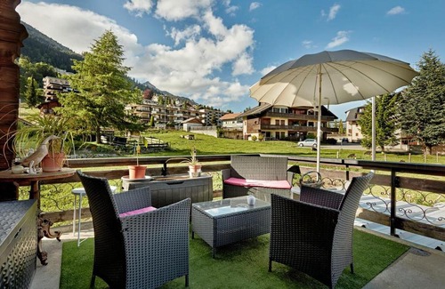 Leysin Ski Chalet | Pet-Friendly Retreat at Le Liseron - Rated 9.1/10!