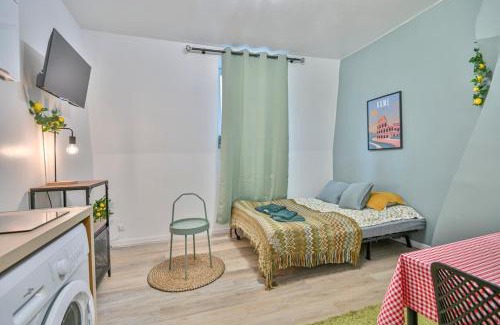 Anzin Apartment | LE LITTLE ITALY - Parking I Netflix I WIFI - Dolce & Cosy