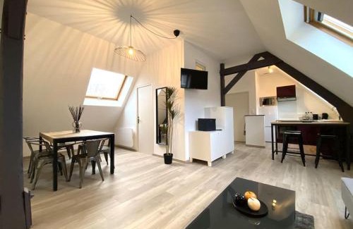 Vernon Apartment | Cozy Le Loft boisé Giverny-Vernon - Family Friendly Escape