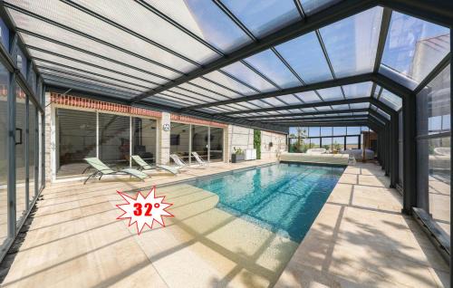 Leglantiers House | Indulge in Le Loft de la Grange: 4-Star Pet-Friendly Retreat