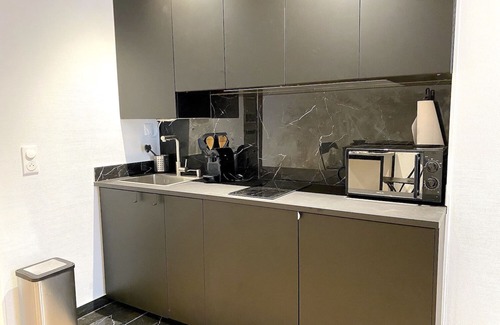 Batignolles Apartment | Top-Rated Stay at Le Loft Levis with Spa & Breakfast