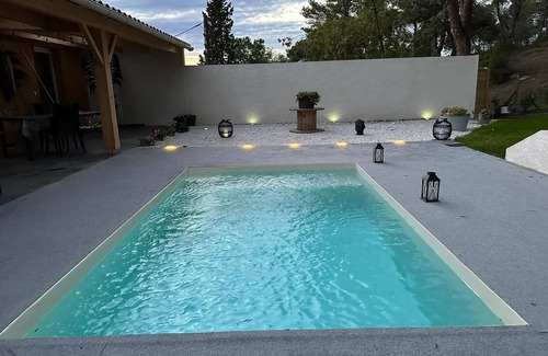 Malves-en-Minervois House | Relax at Le Loft: Pool, Spa & Billiards in Pine Forest