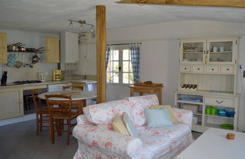 Jayac House | Cozy Logis Cottage Near Montignac and Sarlat with Pool