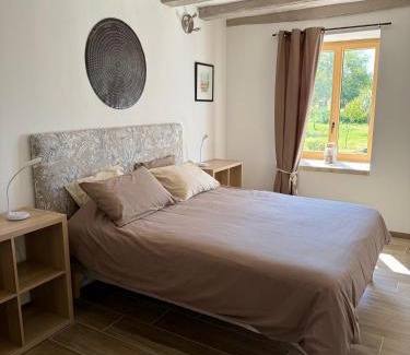 Le Tallud Bed & Breakfast | Discover Le logis d'Edwige: Family-Friendly Retreat