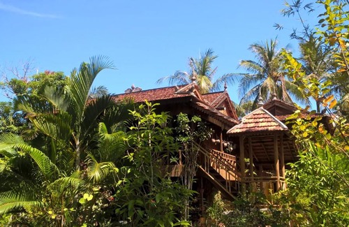 Kep House | Top-Rated Le Logis de Kep with Pool & Breakfast Included