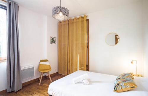 Troyes Apartment | Le Logis de l'Arc - Chambre 1 - 5min Hypercentre