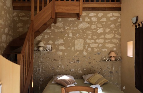 Le Vieil-Bauge House | Guest Favorite: Le Logis de Poëllier with Kitchen & Breakfast