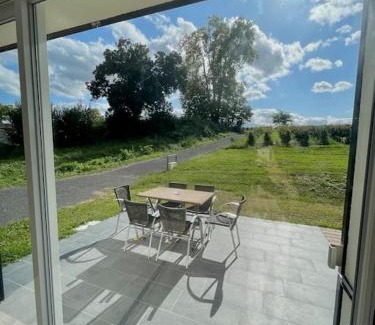 Pomerol Villa | Guest Rated 9.8: Le Logis de Pomerol, Pet & Child Friendly