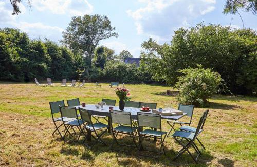 Lassy House | Family-Friendly Le Logis du Clergé - Ideal for 15 Guests