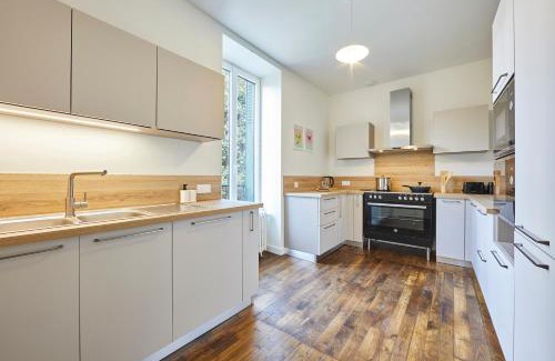 Lassy House | Family-Friendly Le Logis du Clergé - Ideal for 15 Guests