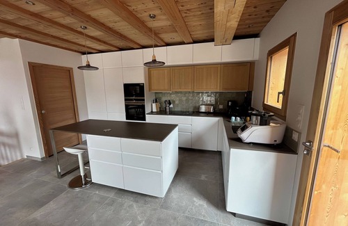 Ceillac Ski Chalet | LE LOUP BLANC Chalet | 3 bed rooms | Ceillac - Queyras