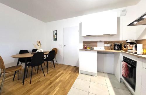 Bagneux Apartment | Bright Escape at Le Lucie: Steps from the Metro
