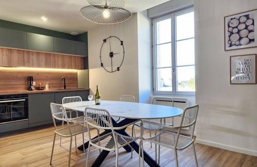 Doue-la-Fontaine Apartment | Le Lumineux 3-Star Gîte for 6 in Doué-la-Fontaine – Near Bioparc Zoo & Vineyards