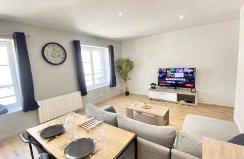 Riom Apartment | Welcoming Le Lumos - A Central Getaway with Great Reviews