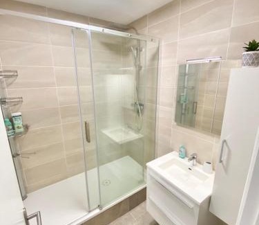 Riom Apartment | Welcoming Le Lumos - A Central Getaway with Great Reviews