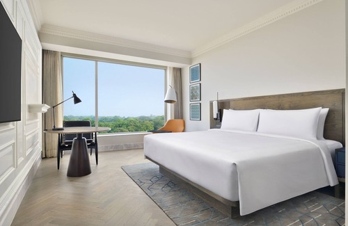 Amritsar Hotel | Majestic Le Méridien Amritsar: Pool, Spa & Top Ratings